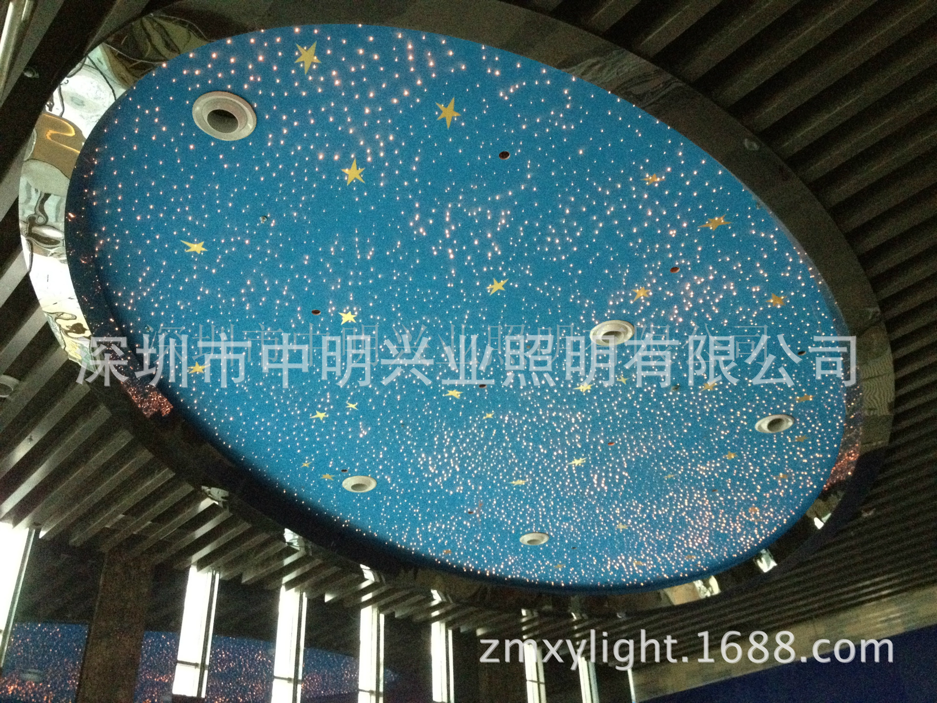 ���ҹ�ӦӰԺ���ù��˵������ǵ����ʻ��컨LED�߲ʱ�ɫ�ǿն�