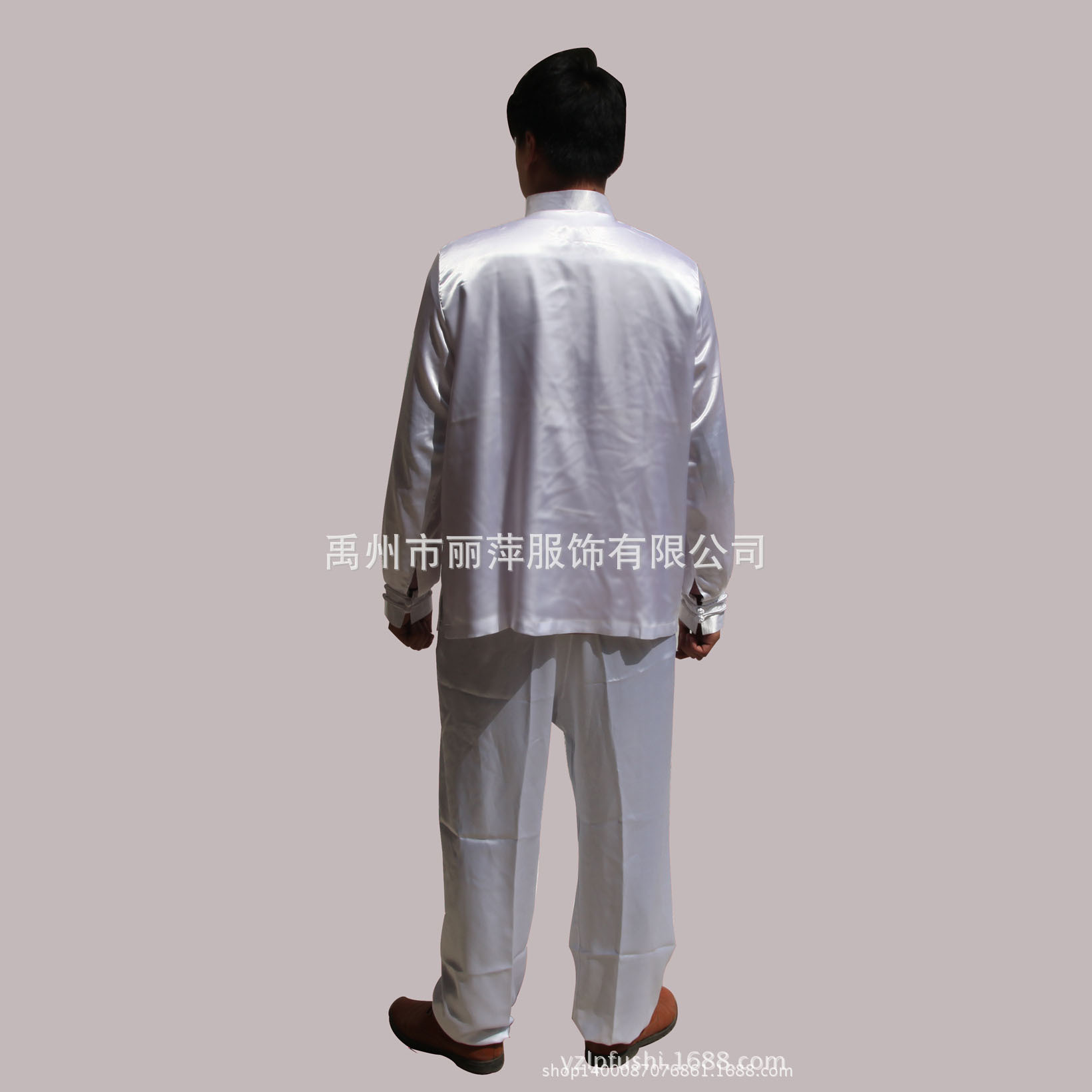 批发秋冬太极服仿真丝男士武术套服练功服晨练服定制太极拳服定做|ru