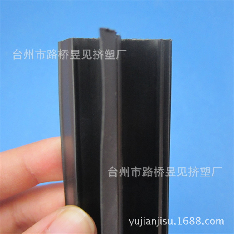 Perfil de extrusión de plástico PP + TPU Perfil de plástico de coextrusión compuesto PP canal de cable de alambre de extrusión de plástico