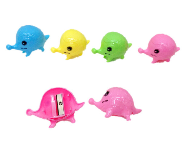 UC-128刺猬卷笔刀 展1