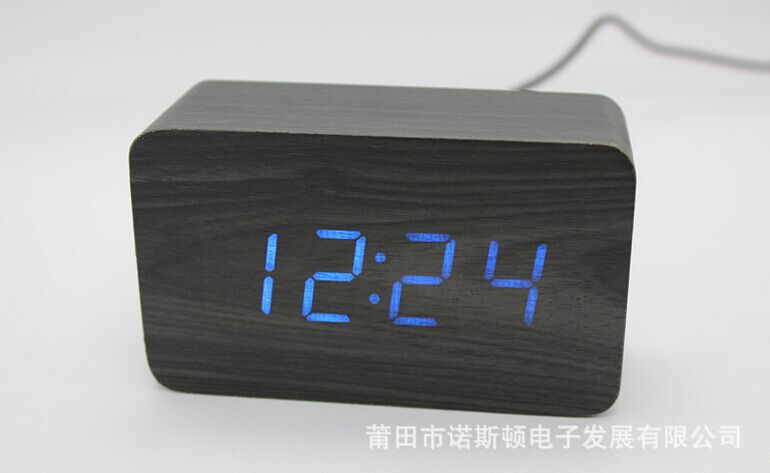 블랙 가죽 블루 램프