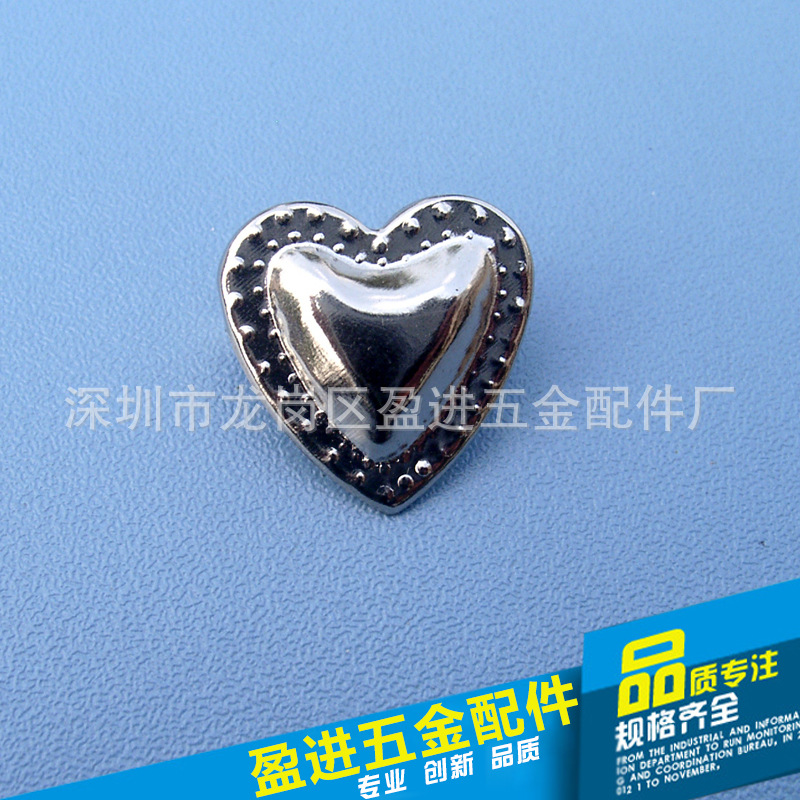 大量供应 高品质爪珠铜 新品推荐 圆形爪钉   质优价廉服装钮扣