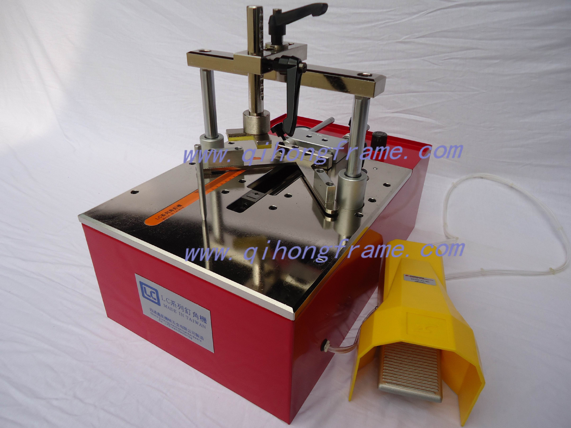 供应台式钉角机/相框配件/相框耗材/钉角机/十字绣装裱设备(图)
