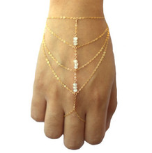 欧美外贸 时尚简约水晶米珠多层连指手链一体连