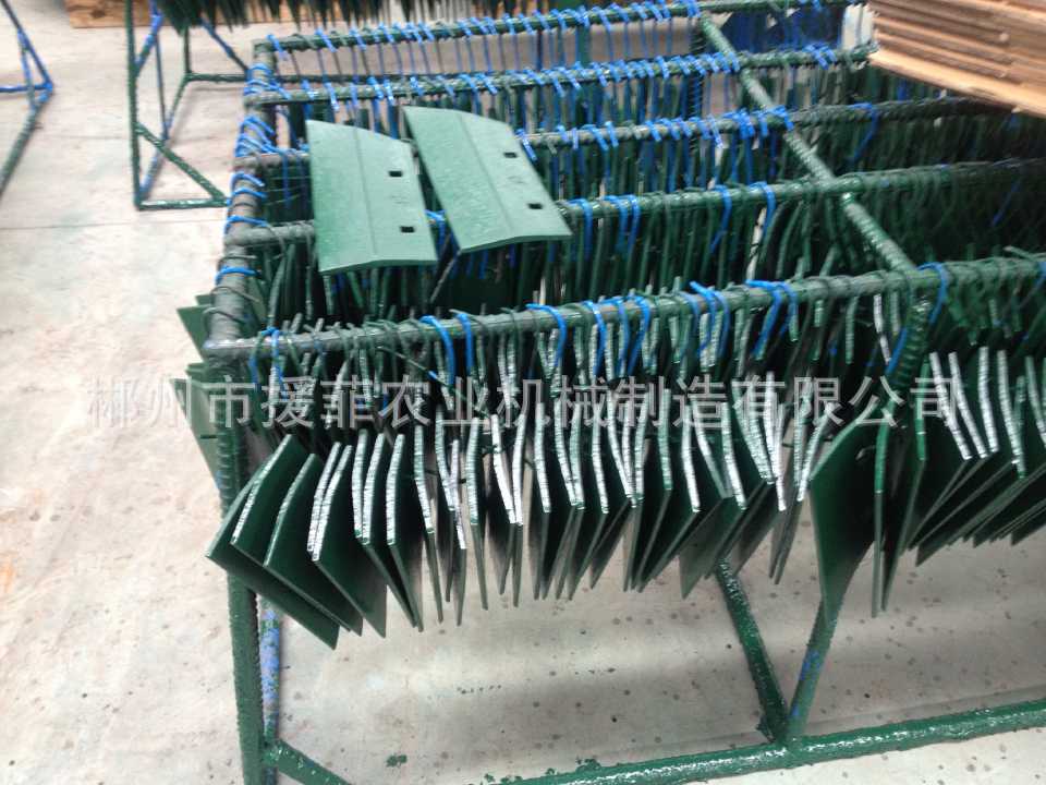 犁配件（PLOUGH SHEAR) LANDSIDE. 犁刀片，犁尖