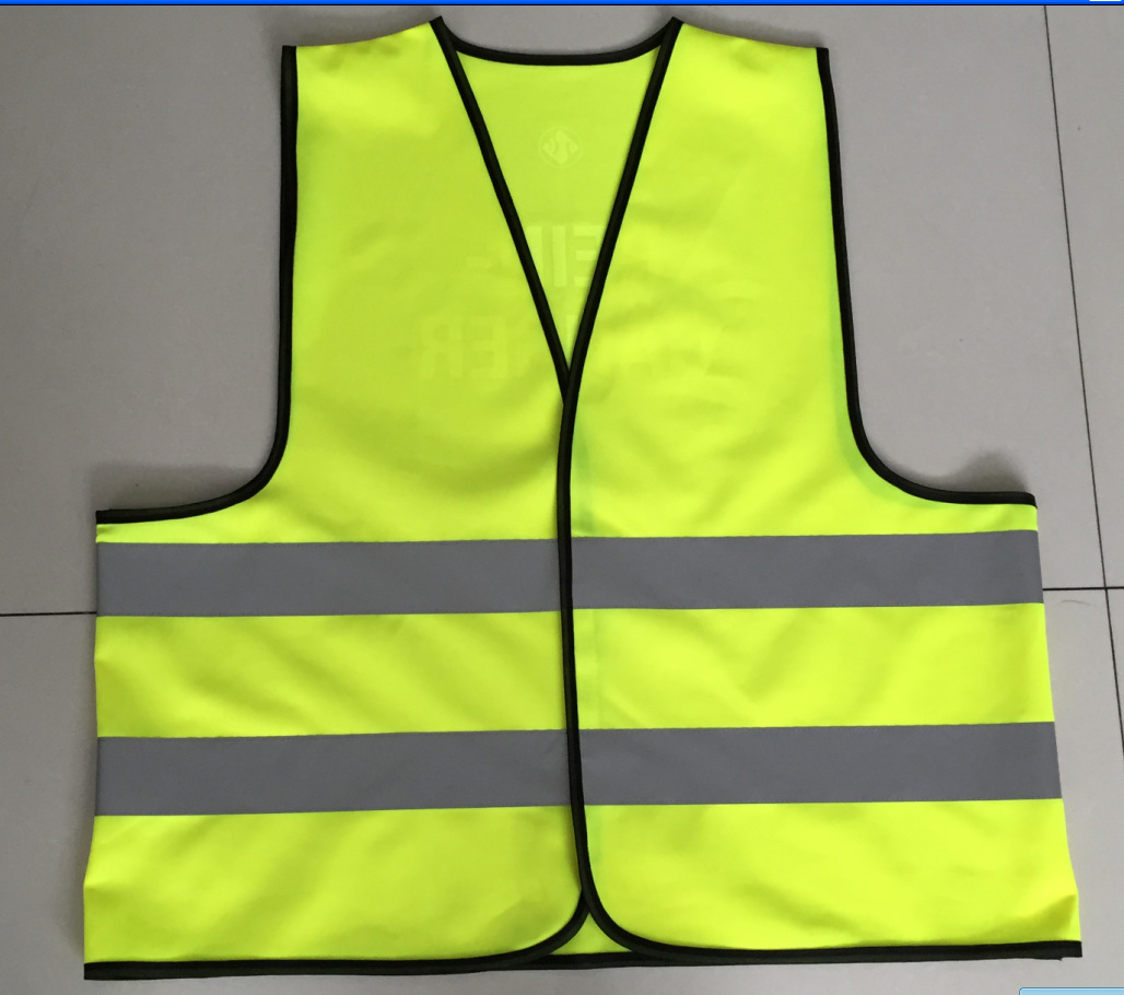 Retroreflective safe vest