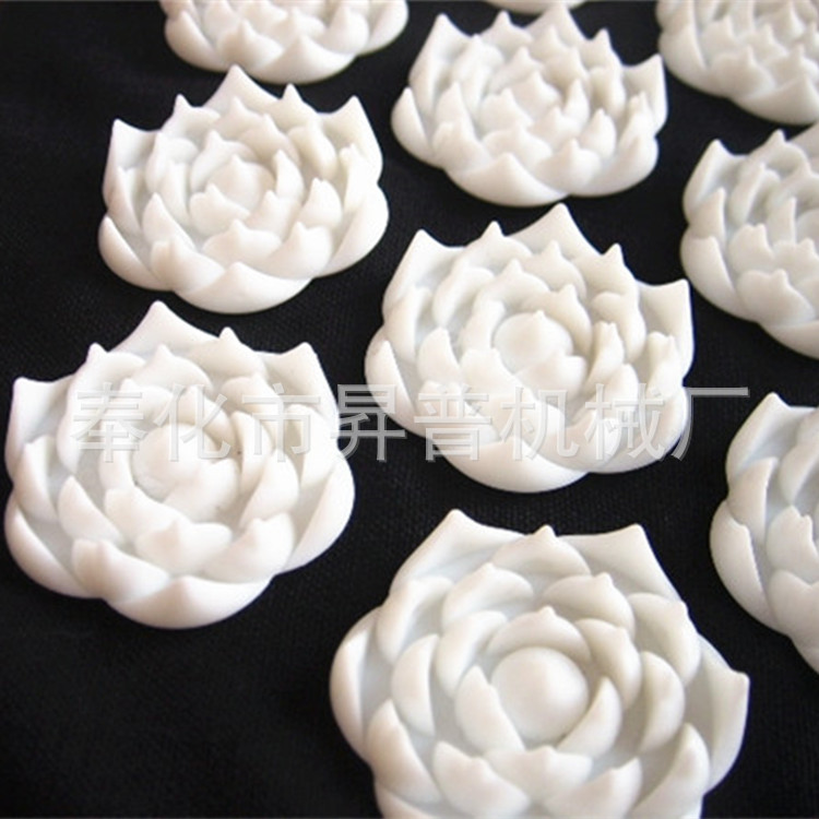 厂家直销 各种针刺塑料配件荷花刺  塑料注塑加工