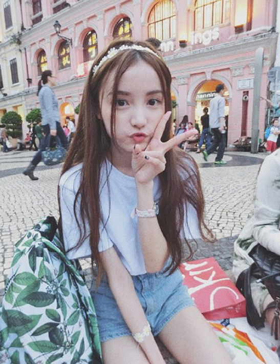 5g Weight Cloth Pendant Material Choker Classification Iron Chain Material cable chain Chain Type 1 Piece Quantity Holiday, Daily Occasion Cloth, Iron Material Flower Pattern Women'S Gender Cute Style Cute Flower Cloth Iron Cable Chain Choker Wholesale 10