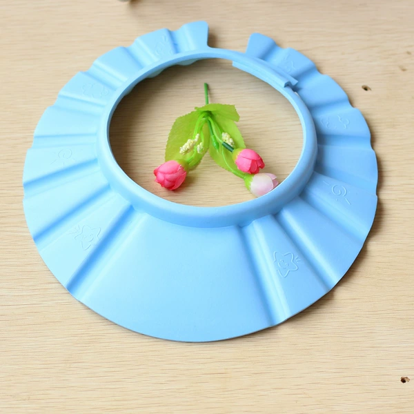 A model-blue without ear protection
