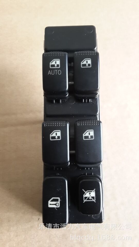 现代索纳塔电动窗主控开关