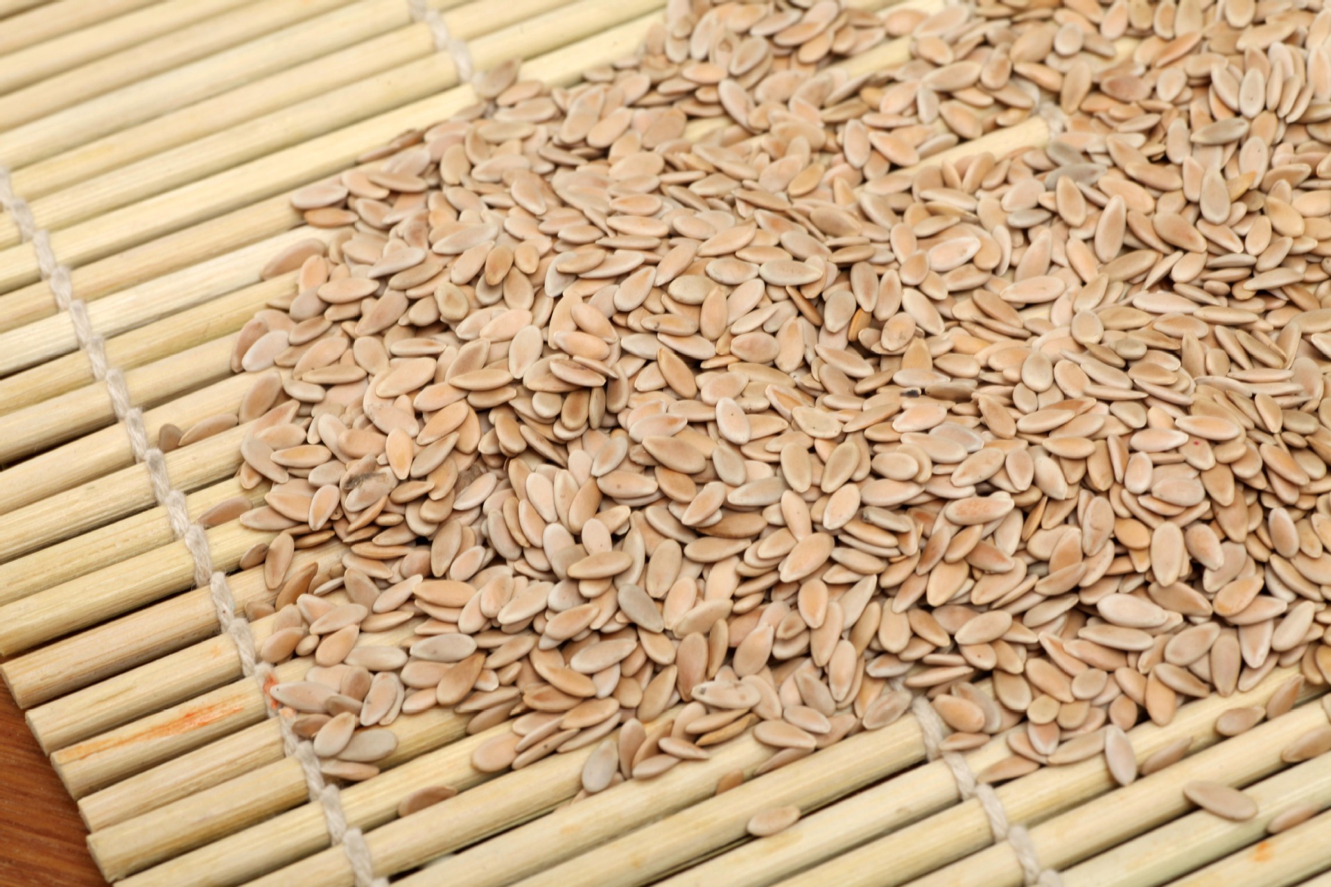 Roasted Muskmelon Seeds Low Temperature Baked Bulk Melon Seeds 500g specifications