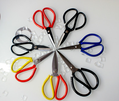 Linyi hardware household scissors Civil scissors Sets of plastic scissors Hand shears Industrial scissors Manufactor