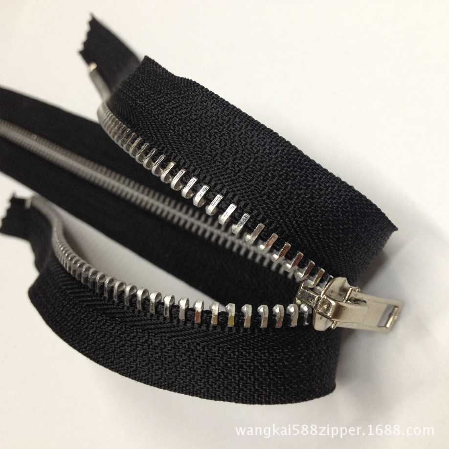 B303DB7A5C4E487D18D288C58ECAAB