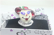 �W��ԭ�� �}�Q���� �B��ѩ�˿ɐ۳����r�д�� ����ػ�brooch