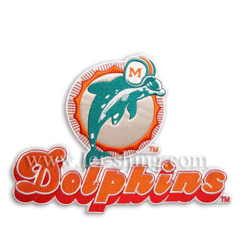 热熔胶刺绣章 刺绣布贴  绣花标 儿童衣服贴布绣加工