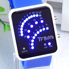 生日礼物爆款智慧扇/学生/明星手表/TFBOYS手表LED/男女动漫手表