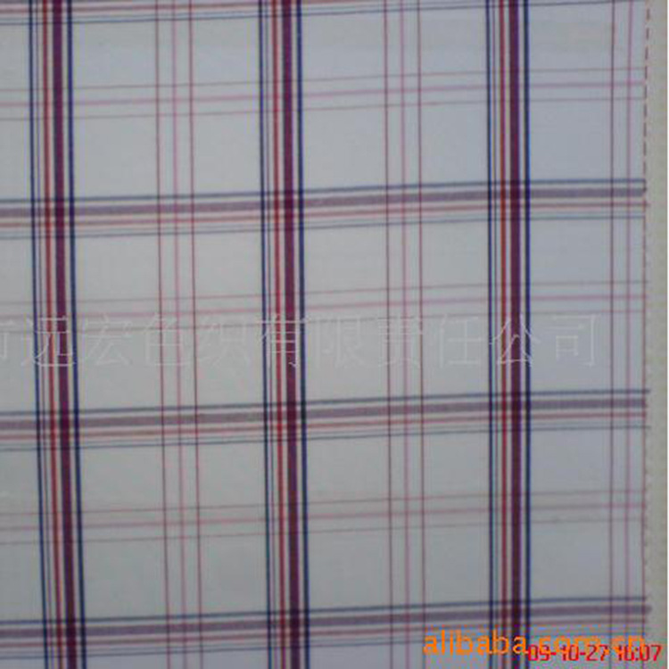 优质工业平纹高密格子布 几何提花服装面料红格全棉色织布