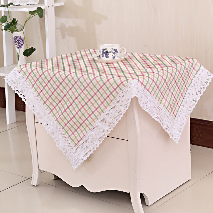 小方格粉台布床头柜