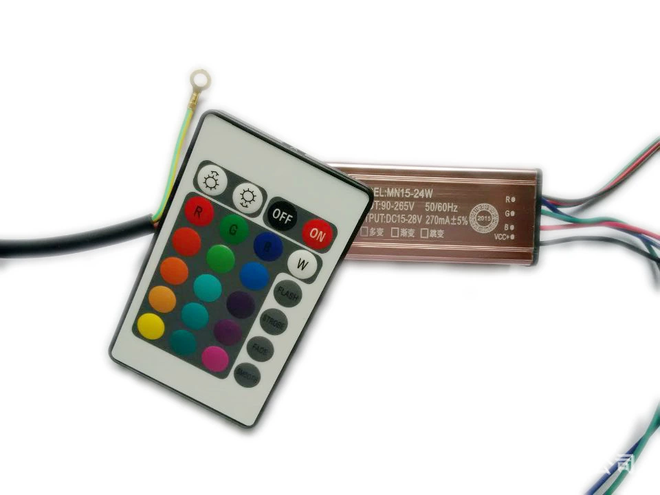 Питающий блок RGB драйвер 15-24W с инфракрасным пультом дистанционного управления, низковольтное, водонепроницаемое питание
