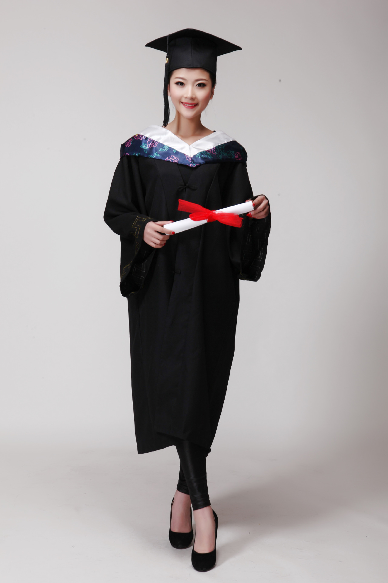 校长穿什么学位服,学士服,毕业典礼校长穿的衣服_大山谷图库