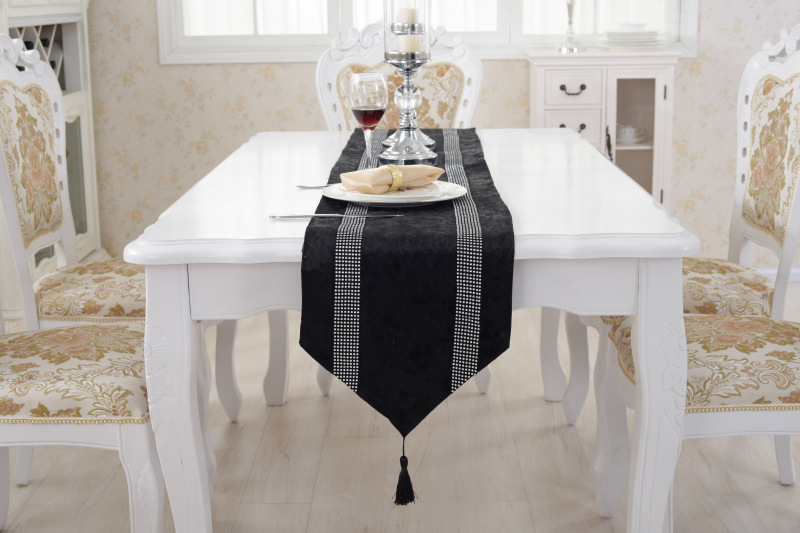 Cream Table Runner Cloth Flocked Cushion Placemat Set Chenille Kitchen