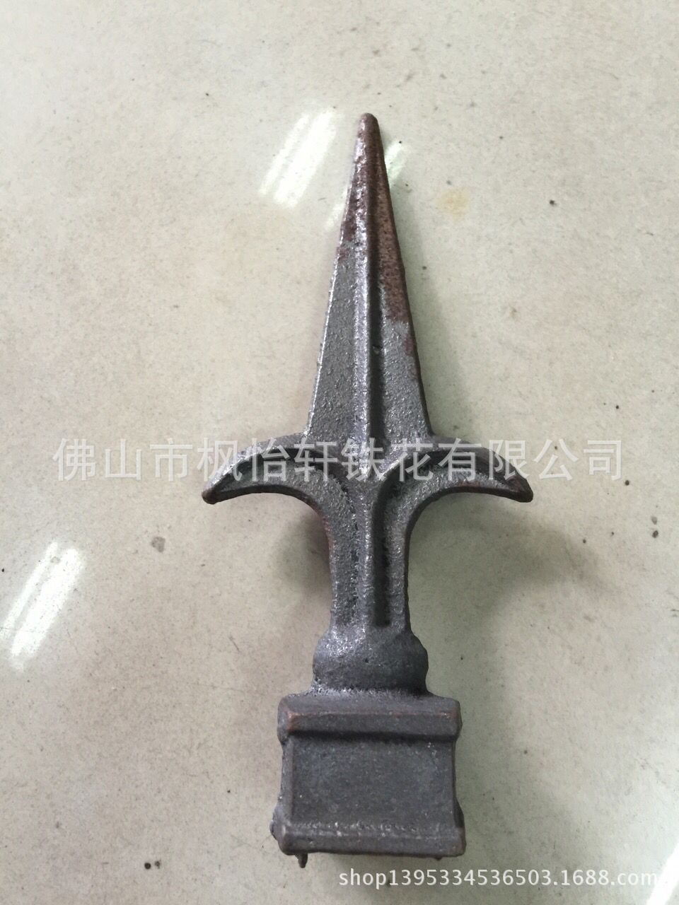 厂家批发铸铁枪头枪尖红樱枪尖 套20方管 枪头围栏铁艺大门专用-阿里巴巴