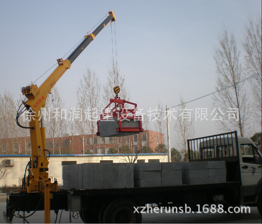 夹砖随车吊 液压码垛出釜 自动搬运 装车 抱砖机 夹砖机