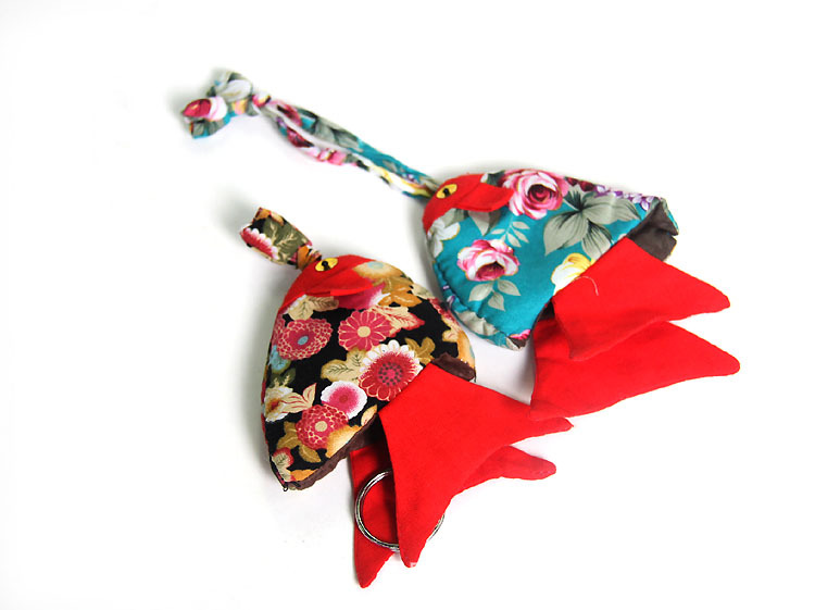 佈藝金魚鑰匙扣包