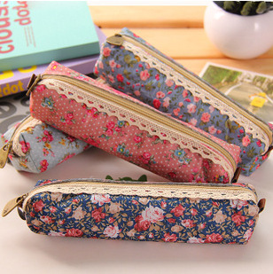 Small fresh and elegant stationery bag, elegant forest style, simple stationery box, polka dot floral pencil bag