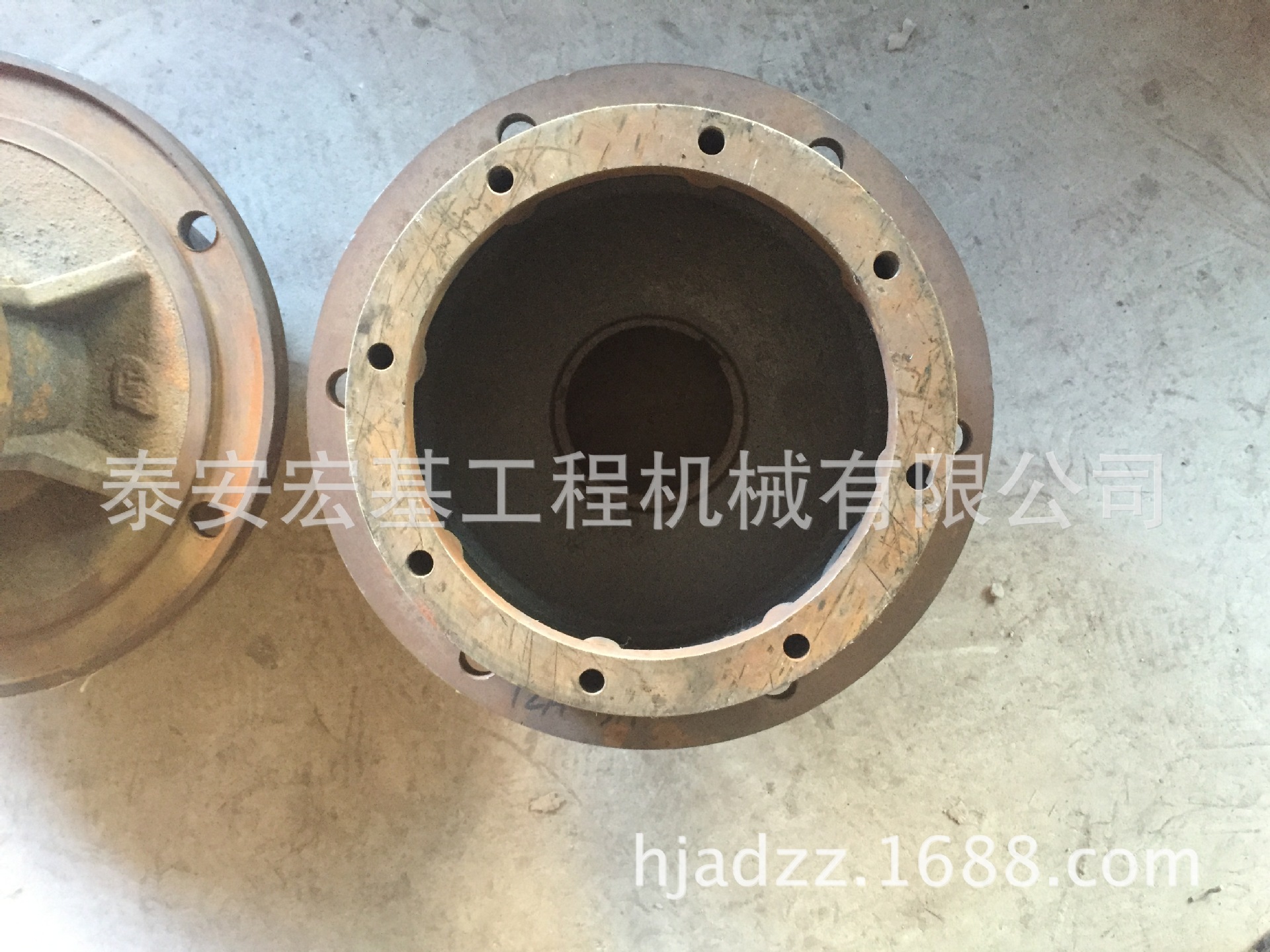 肥城宇通ZL12A-3A 轮毂配厦工XG910龙工 LG812 柳工LG810