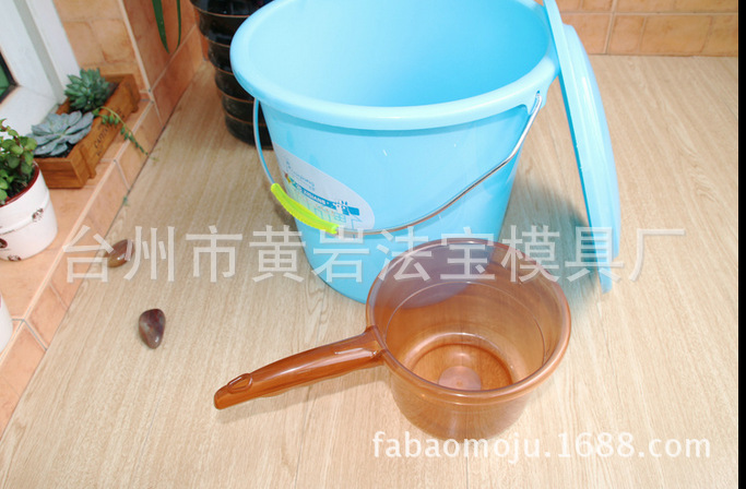 透明水瓢厨房塑料长柄大水舀子 宝宝洗澡水舀水勺 模具定制注塑