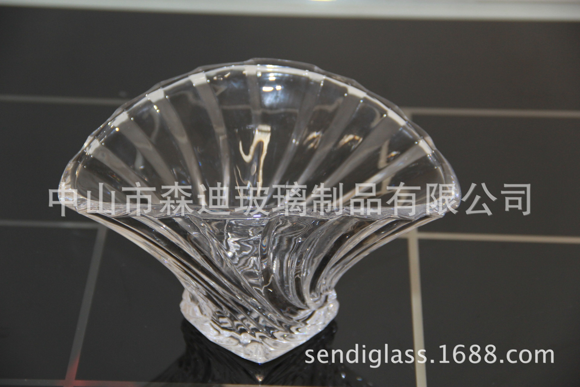 厂家直销扇形水晶玻璃果斗盘|ru