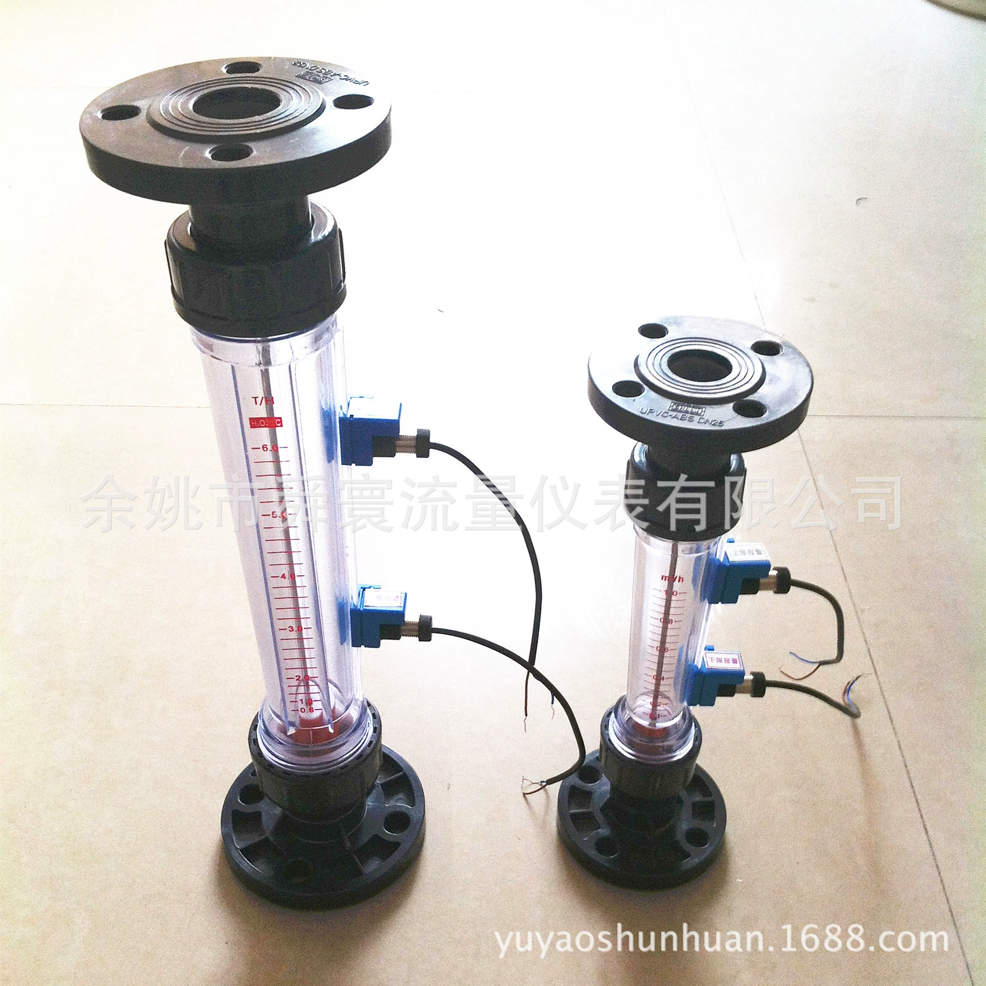 Сигнальный расходомер LZS с пластиковой трубкой и расходомером с одним концевым выключателем и фланцевым соединением