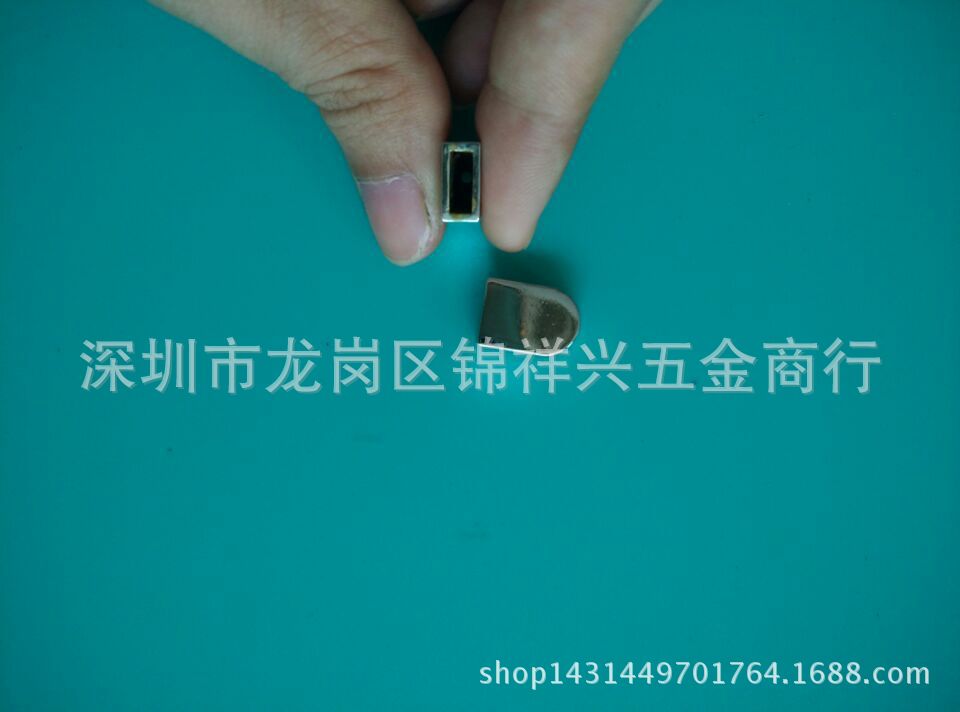 厂家供应优质手机绳配件金属包边扣头，手机绳链扣头