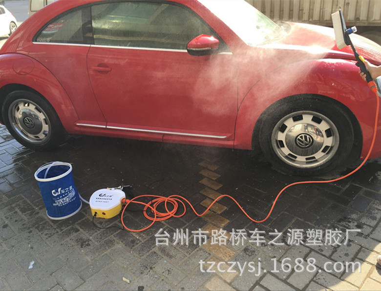 泡沫刷洗车效果