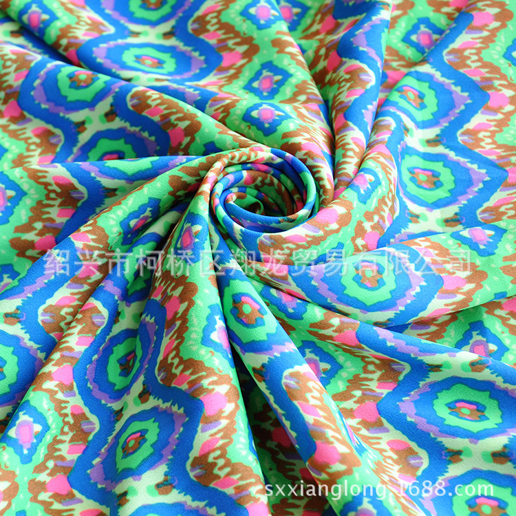 【翔龙印花 XL6830】度假民族风波普纹彩色条纹仿真丝绉花瑶