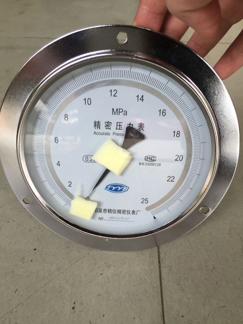 轴向带边精密压力表0.25级别0.4级 4mpa25MPA 表盘150MM 阳泉牌