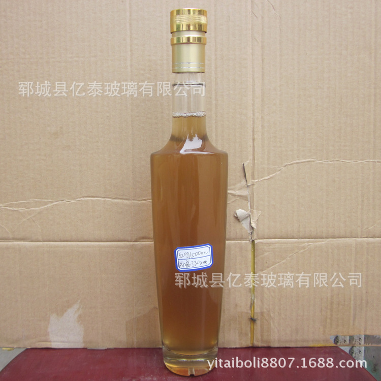 提供一斤玻璃山茶油瓶 晶质料500ml玻璃麻油瓶 油瓶制作供应