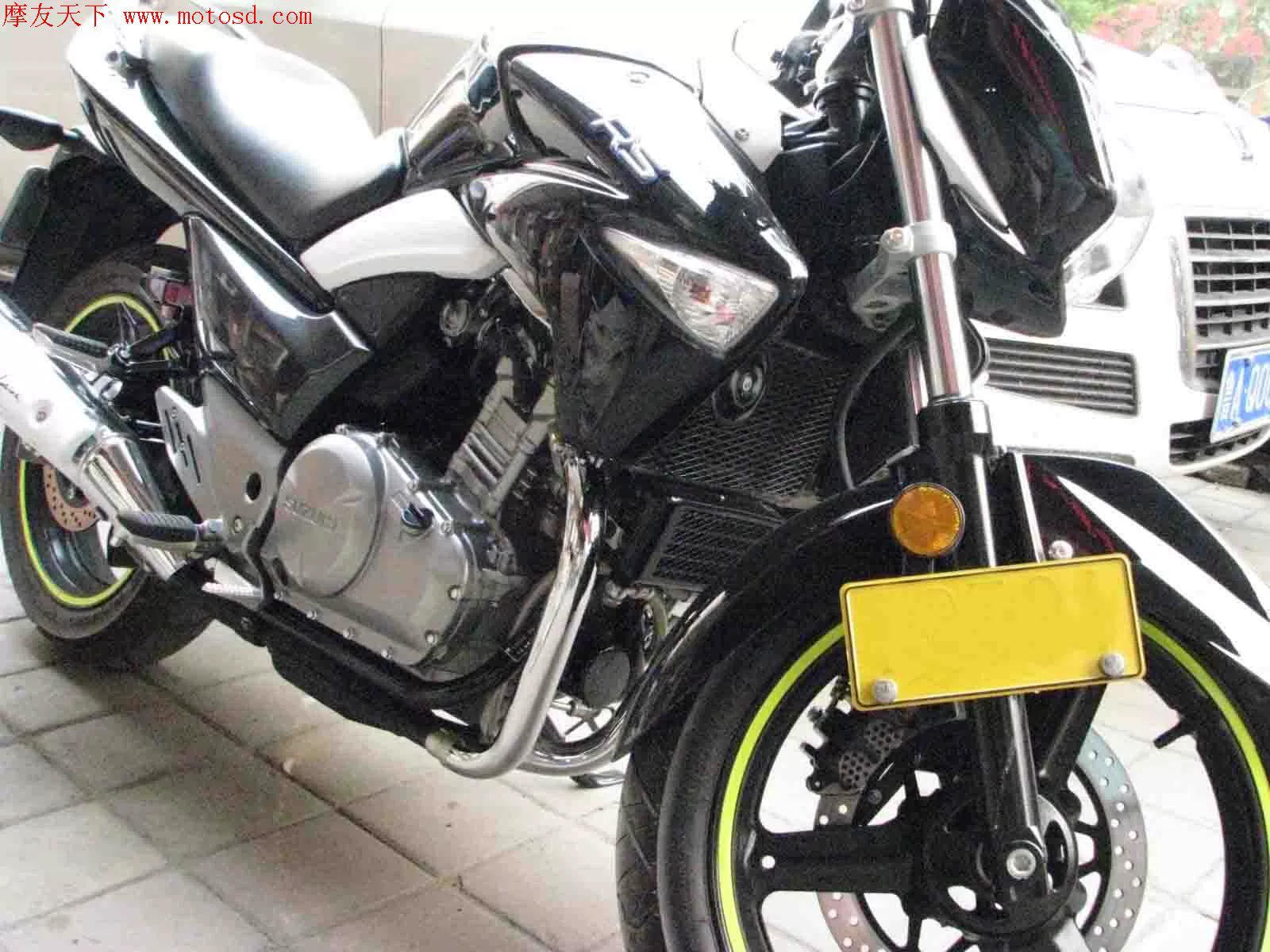 Мотоцикл Suzuki Gw250/GSR250 модифицирован охлаждающий масляный радиатор, охлаждающее устройство и солнечный обогрев масла и холодовое устройство