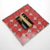 【100 reds in red】