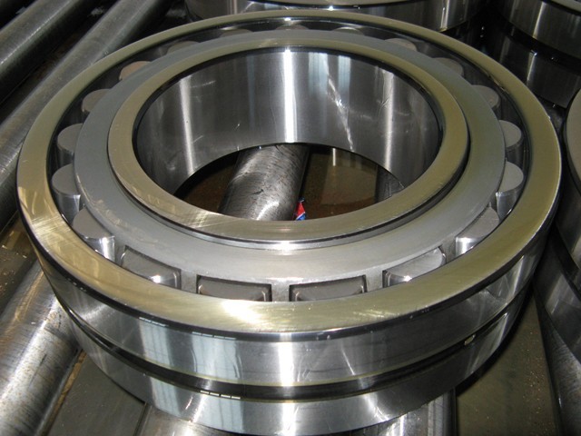 瓦房店ZWZ轴承球磨机破碎机厂家直销23132CA/W33现货供应高温