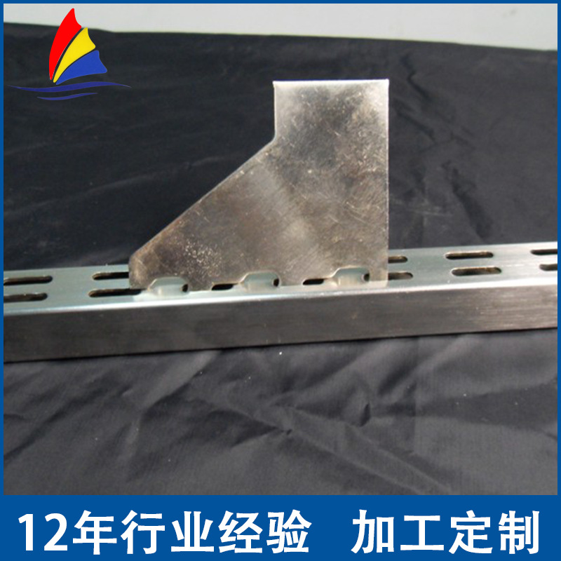 管材专业冲孔/方管冲孔/圆管冲孔服务