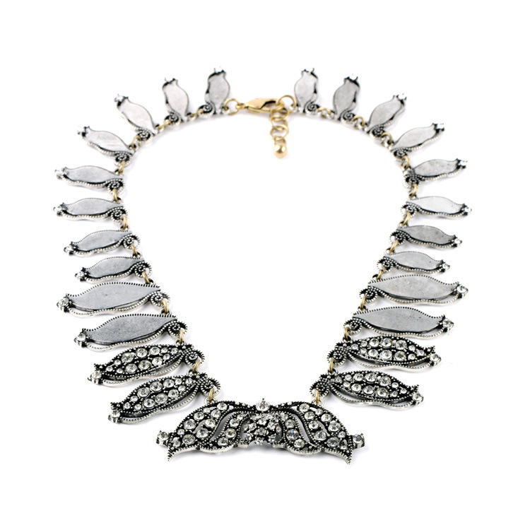 Hip Hop Punk Diamante-tachonado Collar Internet Celebridad Mismo Estilo Calle Snap Moda Collar Discoteca Baile Clavícula Cadena Cuello Cadena Collar Al Por Mayor display picture 10