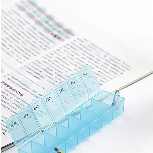 Best-selling long transparent storage box plastic pill box, portable seven-compartment small pill box for a week, printed with logo