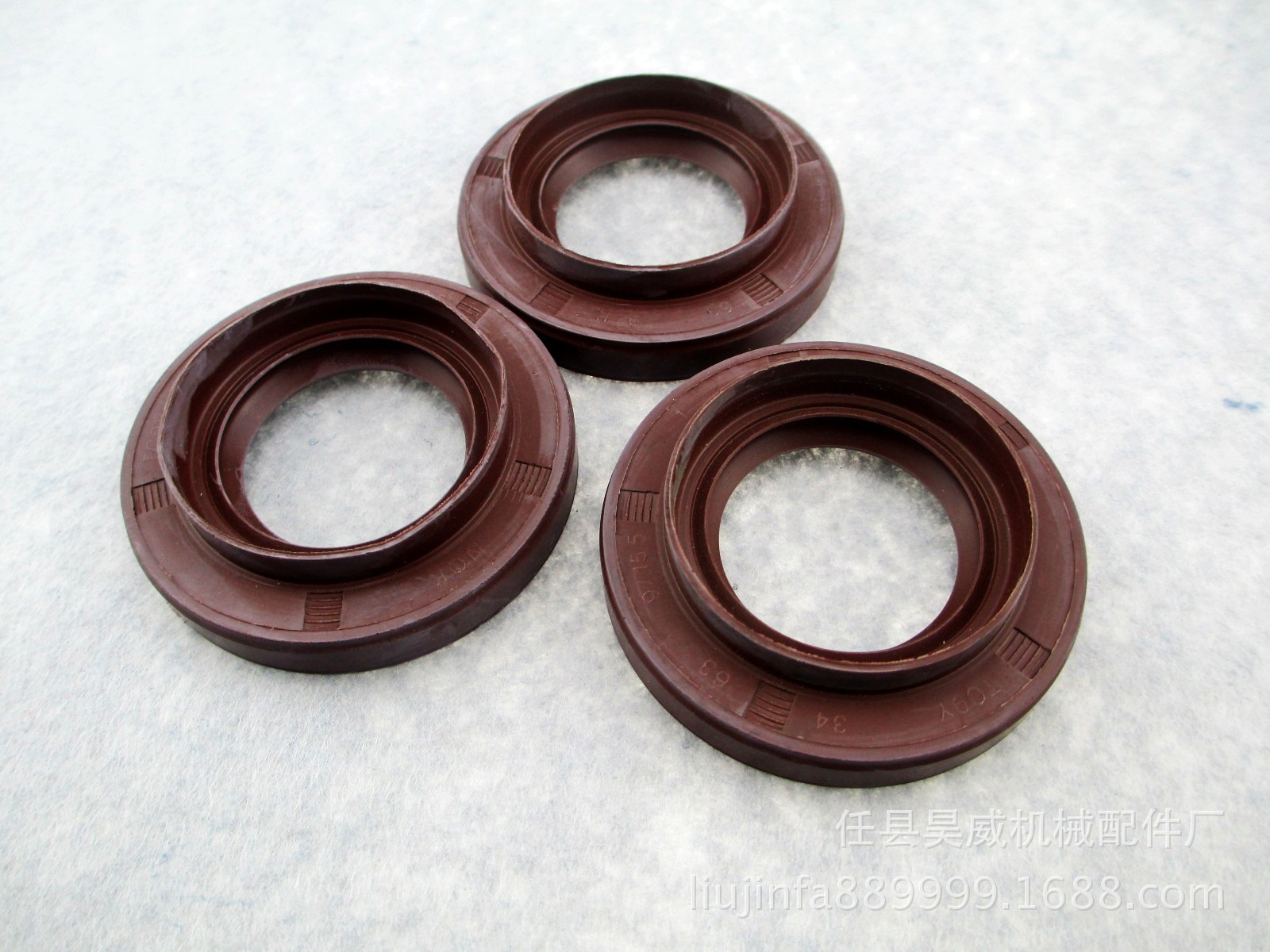 专业生产氟橡胶油封 10*16*5尺寸可选 欢迎订购
