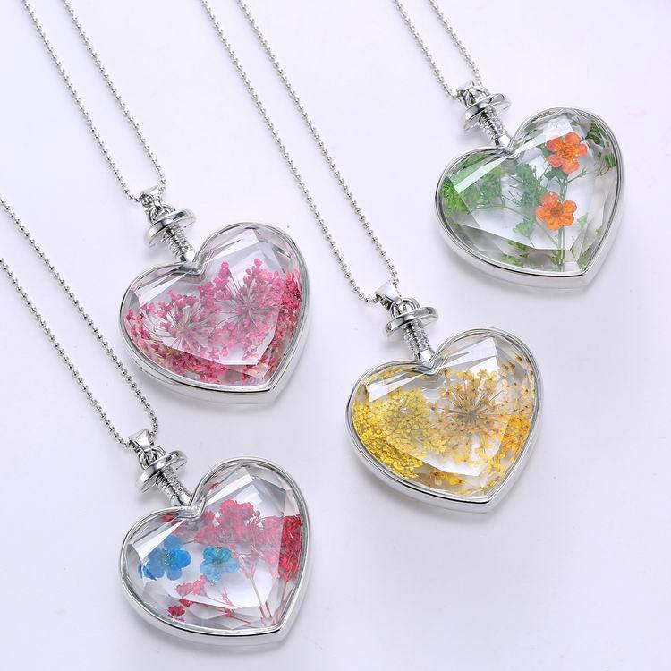 Estilo Ig Estilo Simple Forma De Corazón Aleación Enchapado Embutido Cristal Artificial Mujeres Collar Colgante display picture 27