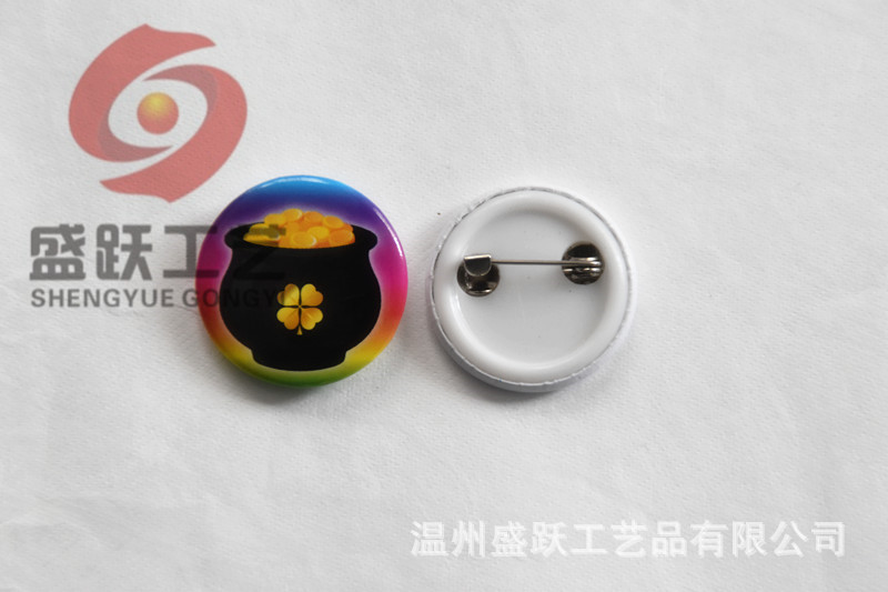 马口铁套装胸章