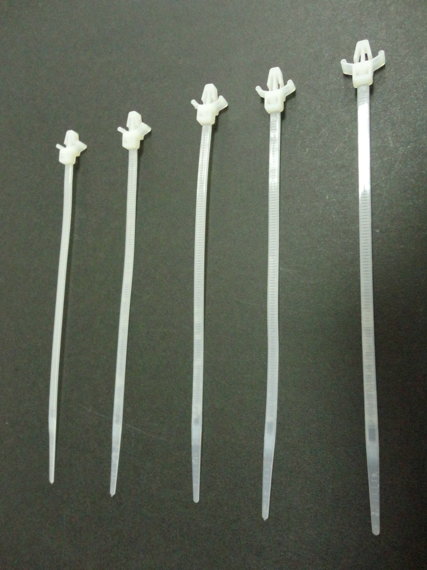 华达直销插销式尼龙扎带 飞机头扎带塑料扎带 束线带（3.6）4*150