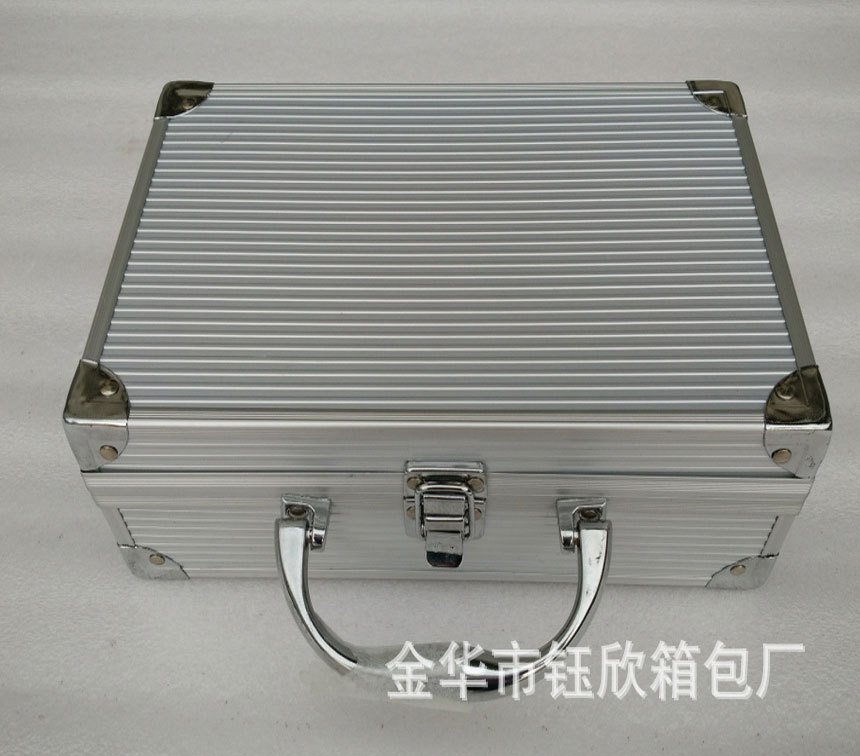 2025770766_928397105