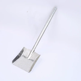 镰刀;其他农用工具;铲子